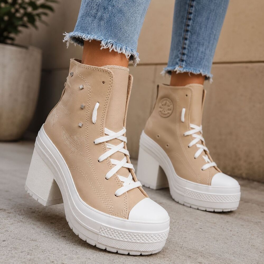 Converse Chuck Taylor All Star Boots Womens Size 8 Beige Platform Studded Heels